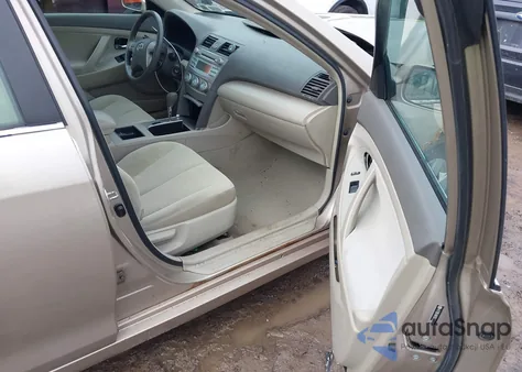 2009 Toyota Camry z USA, uszkodzony, nr VIN 4T1BE46K99U832223